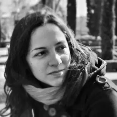 Ana Suela, fotógrafa profesional especializada en museos, producto y eventos en Madrid